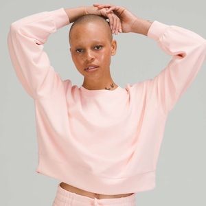 Lululemon Perfectly Oversized Cropped Crew *Softstreme